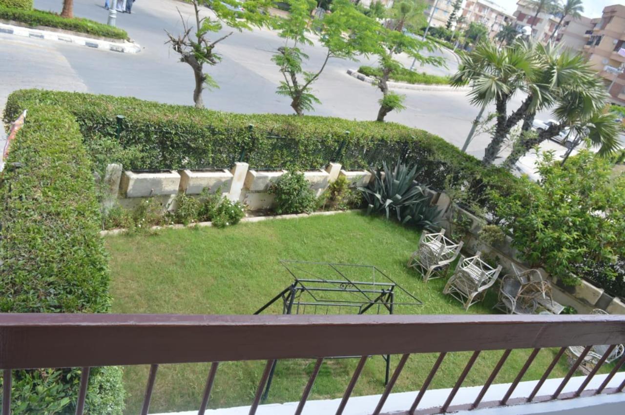 Maamoura 1 Apartment *